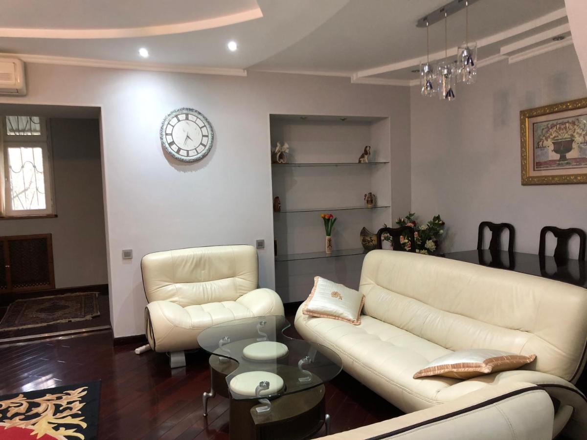Beautiful Apartments In The Heart Of The City Tasjkent Eksteriør bilde